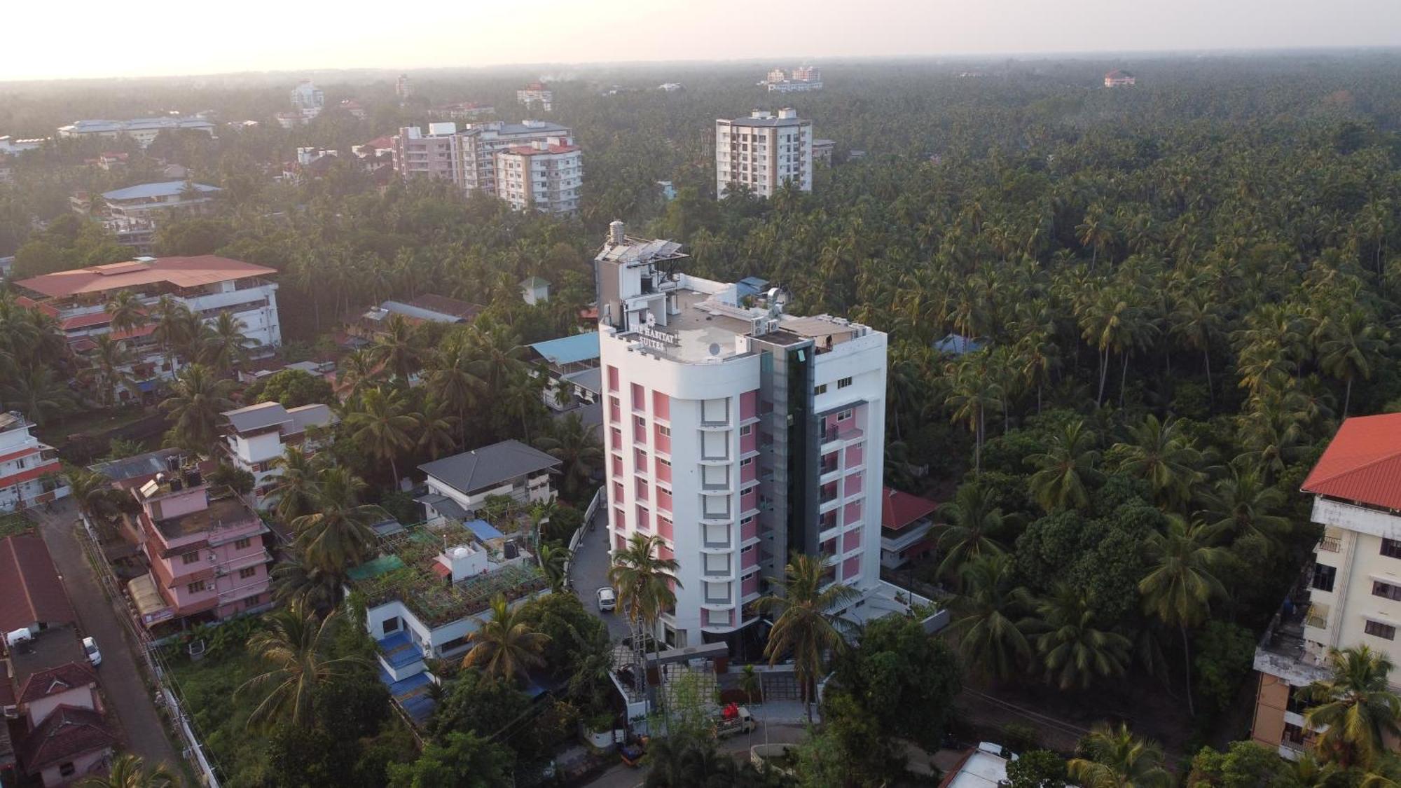 The Habitat Suites Guruvāyūr 外观 照片
