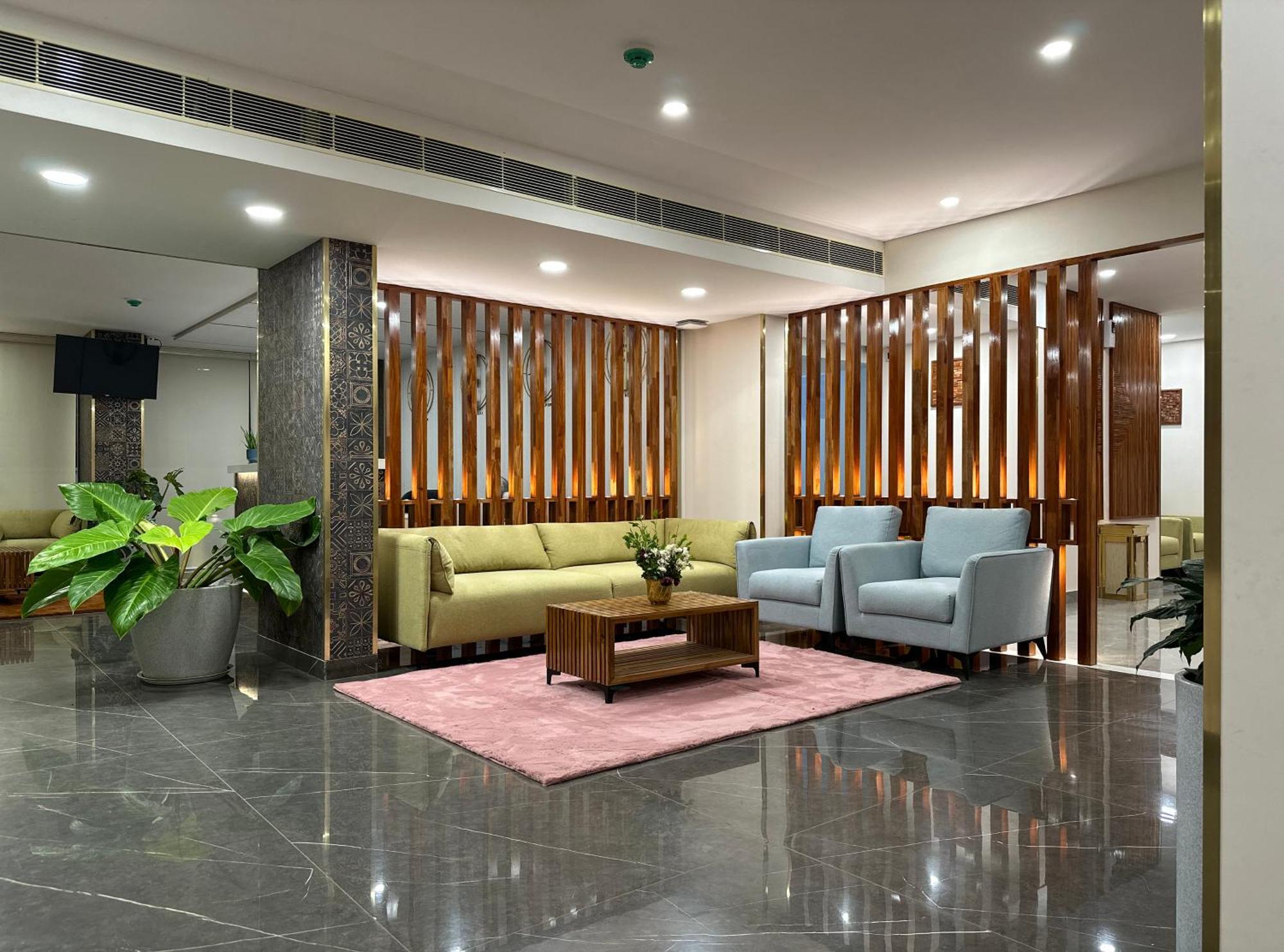 The Habitat Suites Guruvāyūr 外观 照片