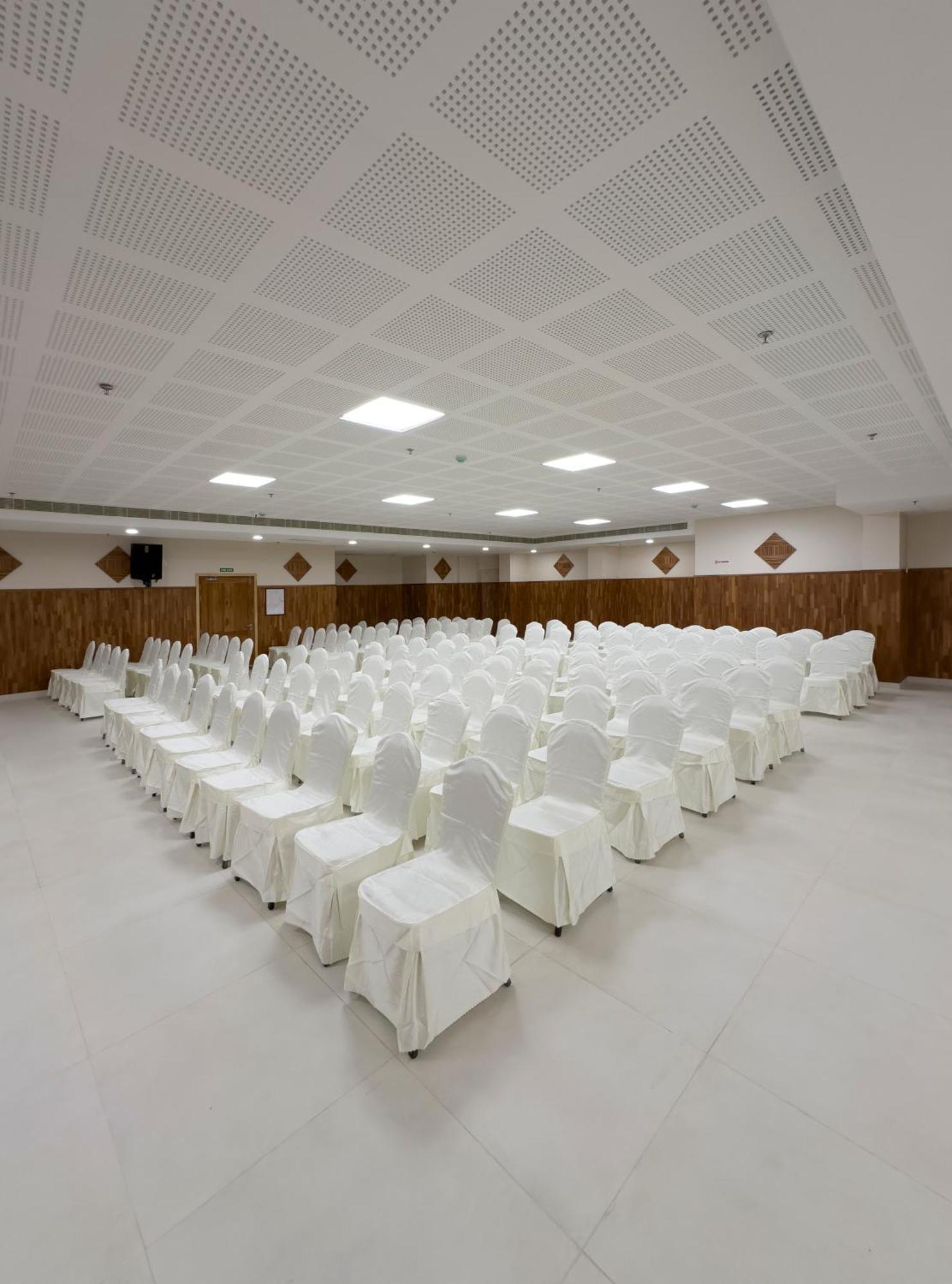 The Habitat Suites Guruvāyūr 外观 照片