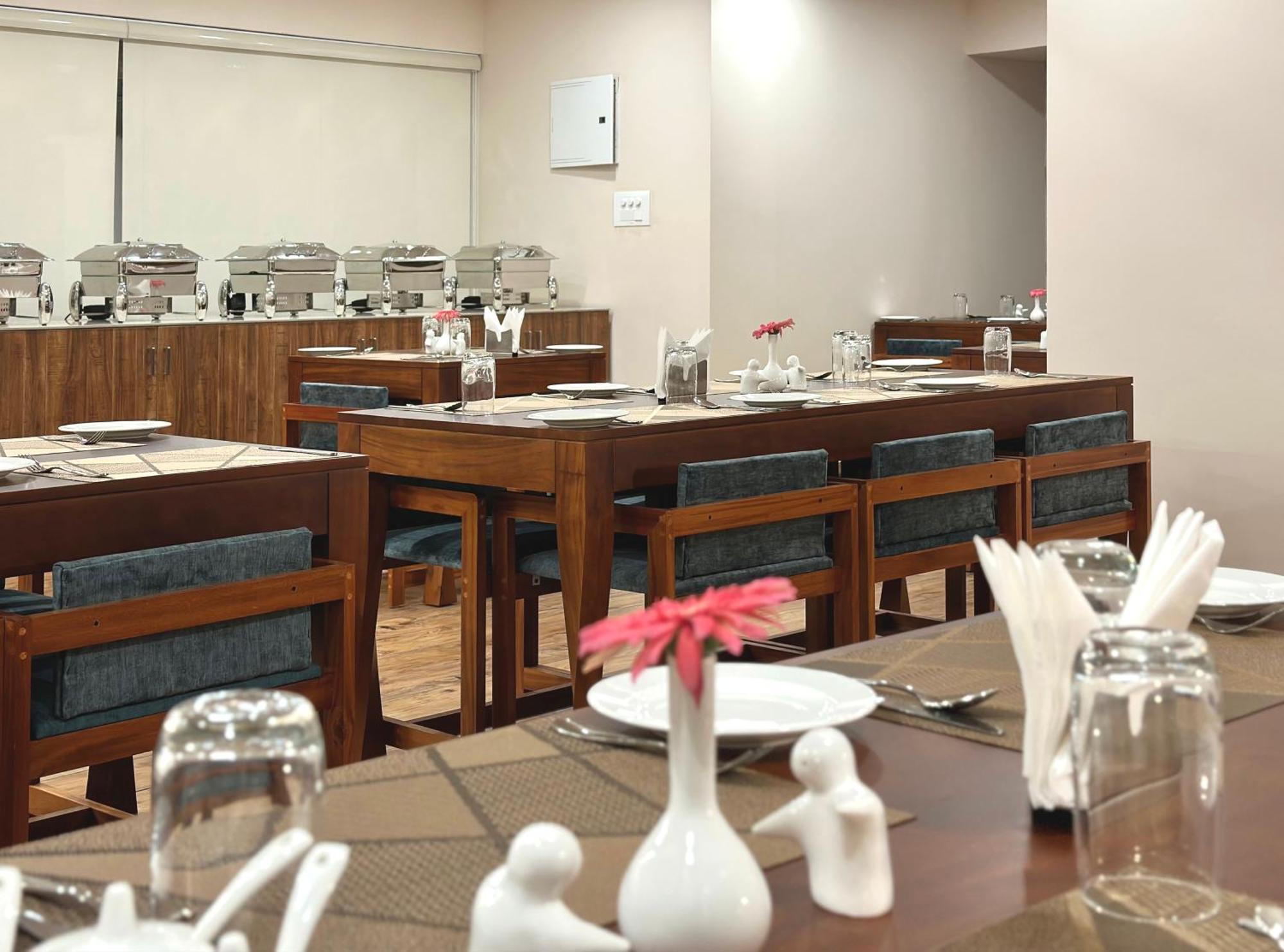 The Habitat Suites Guruvāyūr 外观 照片